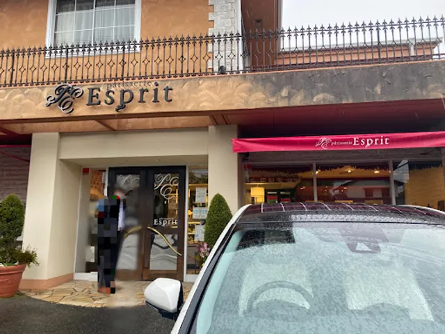 パティスリー エスプリ