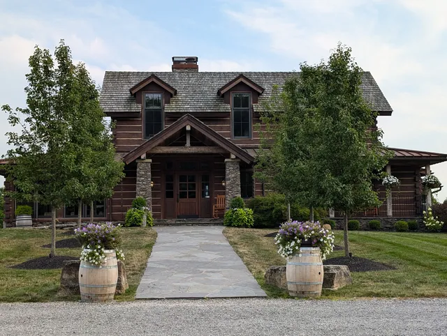 Laurentia Winery Production Building
