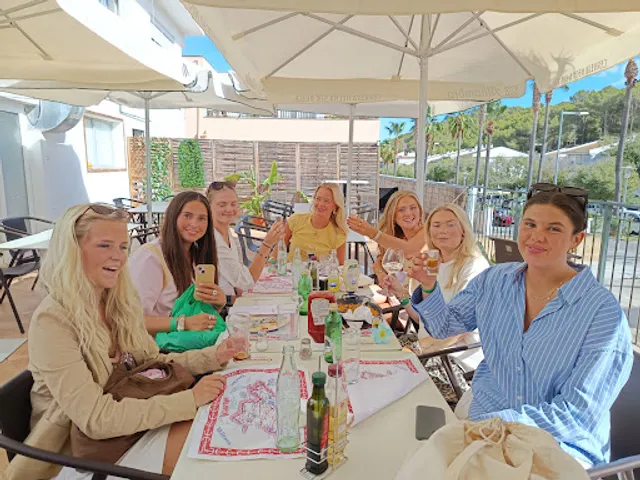 Restaurante El Algarrobo