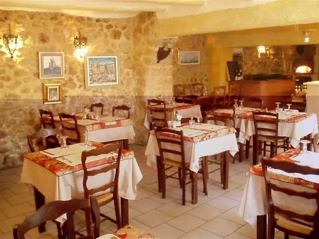 La Taverne