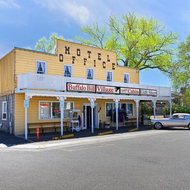 Buffalo Bill Village Gift Shop & Cabins