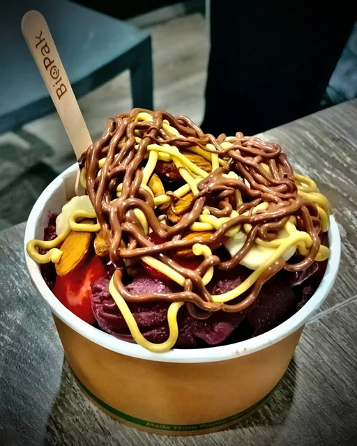 TH FRESH BLEND JUICES