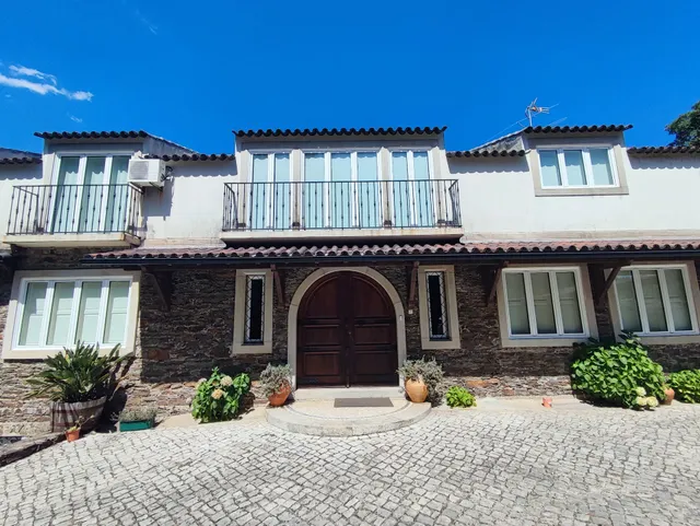 Casa Ribeira de Pera