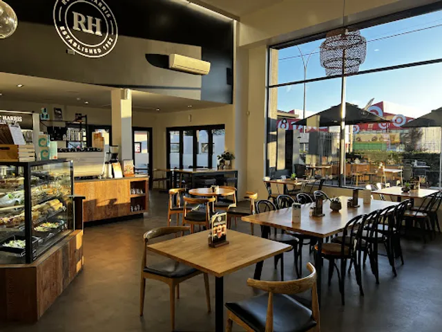 Robert Harris Te Rapa - Cafe