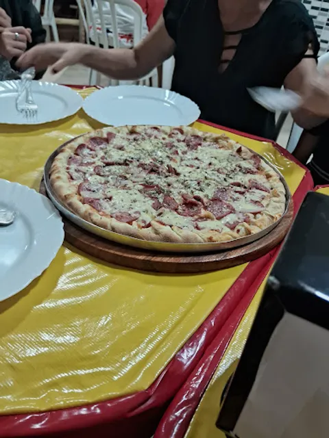 Gulla's Lanchonete e Pizzaria