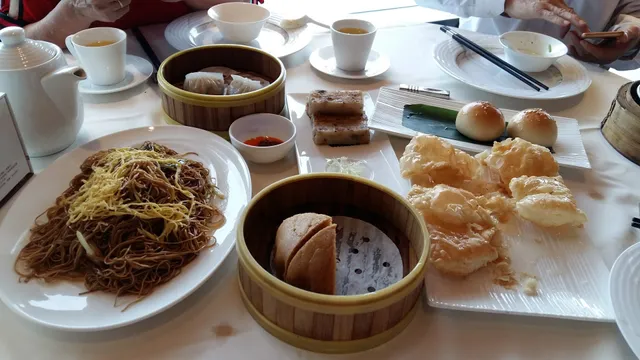 Peninsula Mingzhu Restaurant