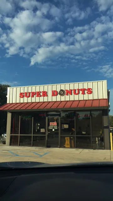 Super Donuts Cypress