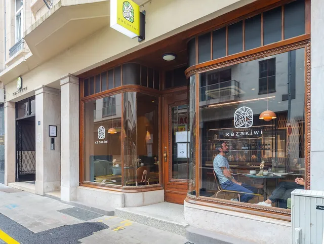 Hôtel kazakiwi Luxembourg