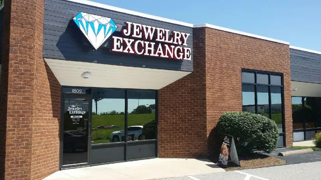 The Jewelry Exchange in Overland