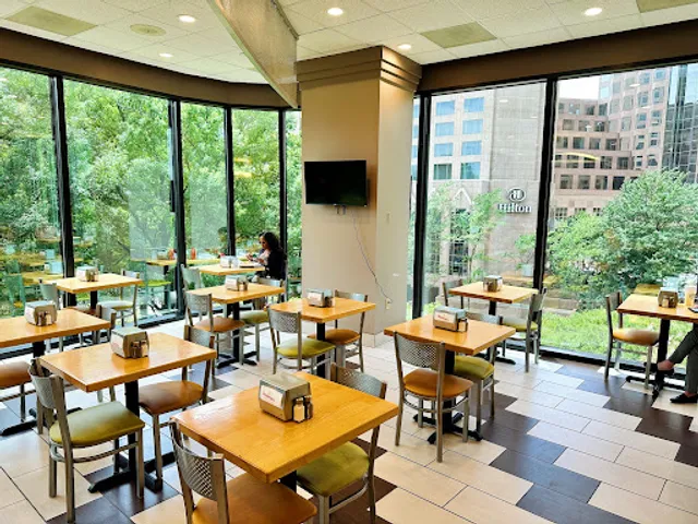 Showmars Charlotte Plaza