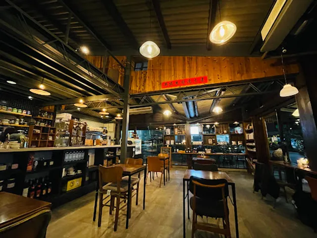 暗室微光（店休日以粉絲專頁當月公告爲主🪧）