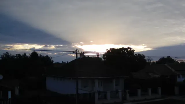 White Chariot Apartment