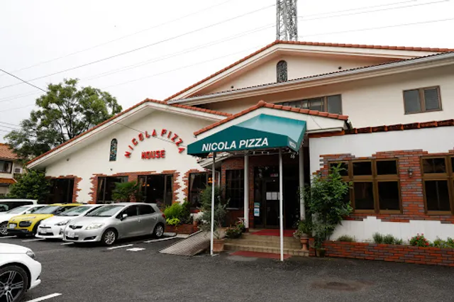 Pizza & Italian Restaurant NICOLA Yokota