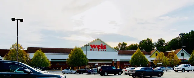 Chapline Place Shopping Center