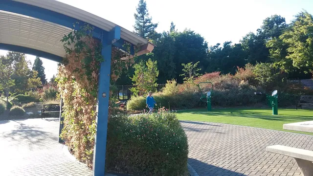 Elk Grove Rain Garden Plaza