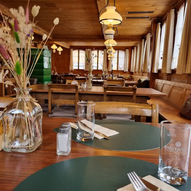Gasthof Kreuz Restaurant & Rooms