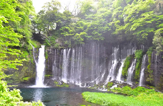 白糸・音止の滝