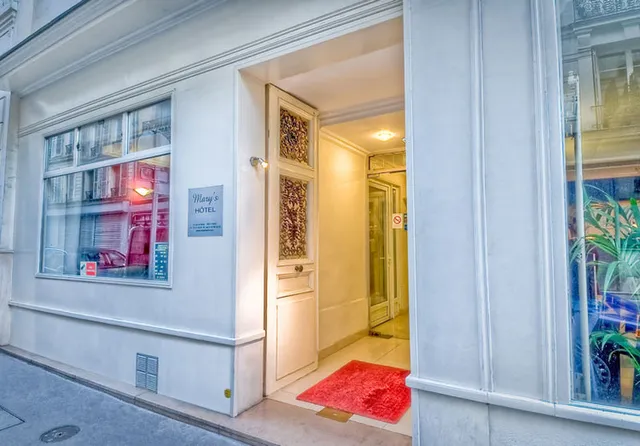 Hôtel Mary's République