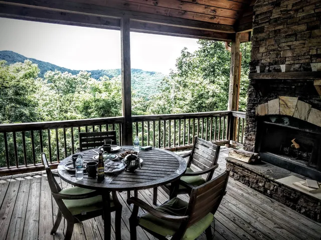 Mountain Laurel Cabin Rentals