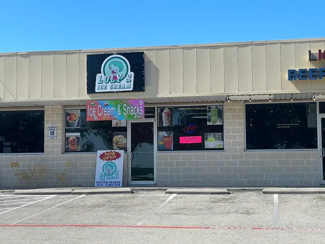 Loly's ice cream Leander