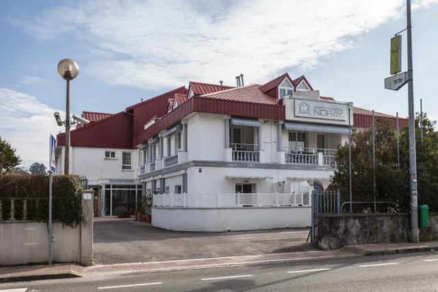 Apartamentos Turisticos Noray