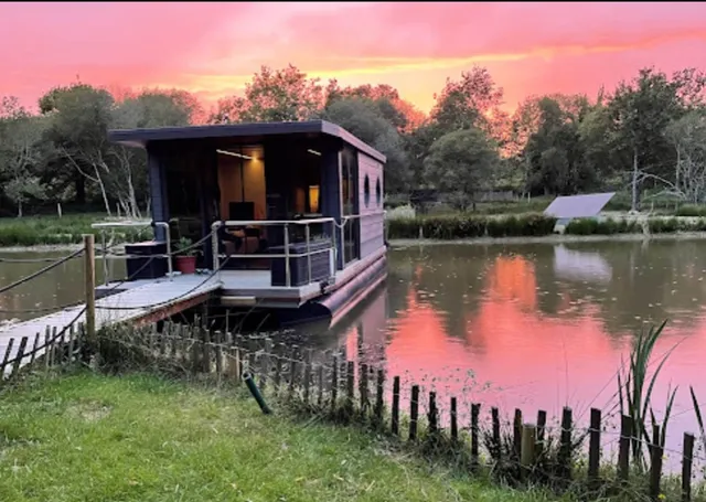 Hébergement insolite Ecolodge Charles Ashton