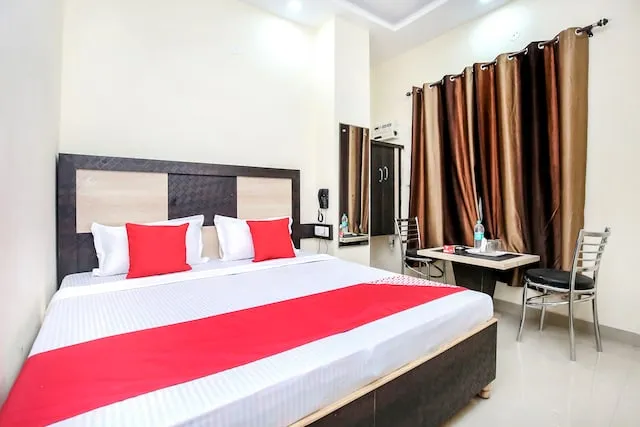 OYO 14926 AK residency