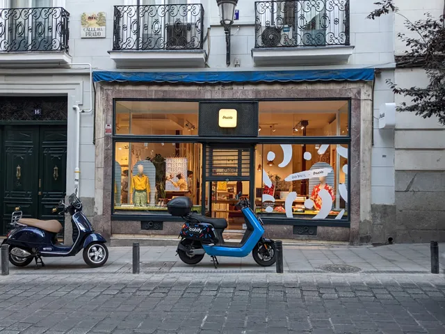 Brava Fabrics, Las Letras