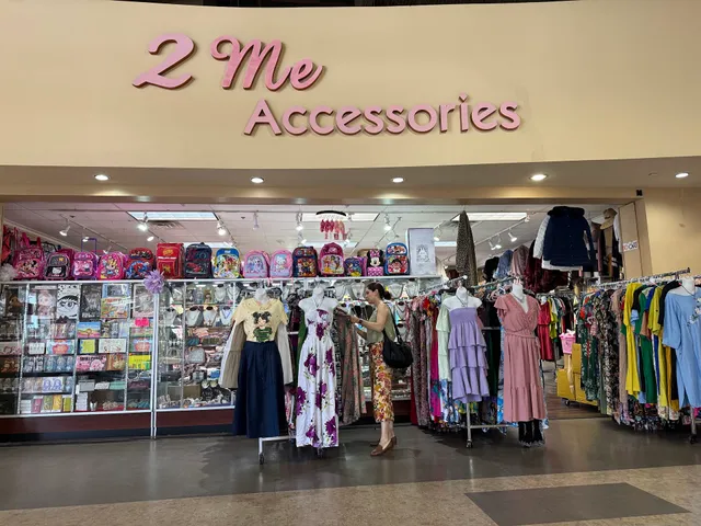 2 Me Accessories & More