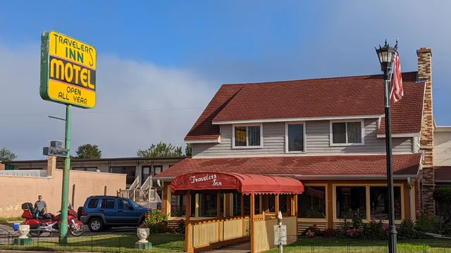 Travelers Inn