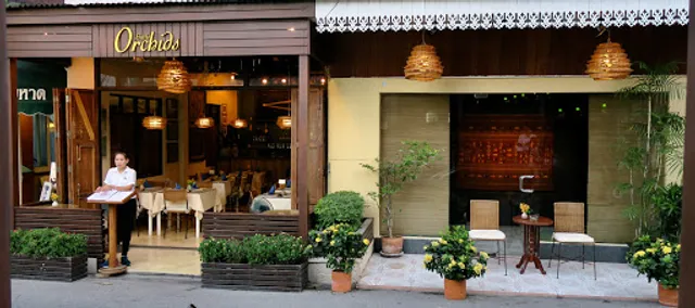 Fulay Hotel & Orchids Restaurant