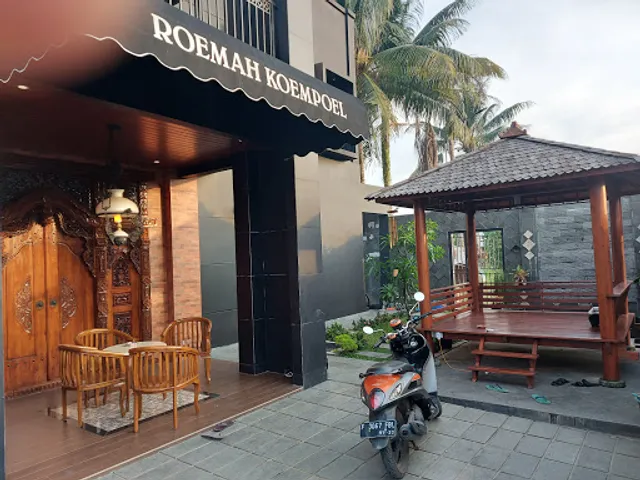 Roemah Koempoel
