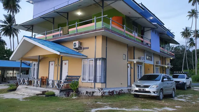 Thrive Inn - Penginapan