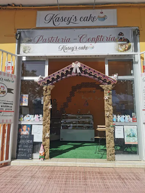 Kasey's cake and balcanic food