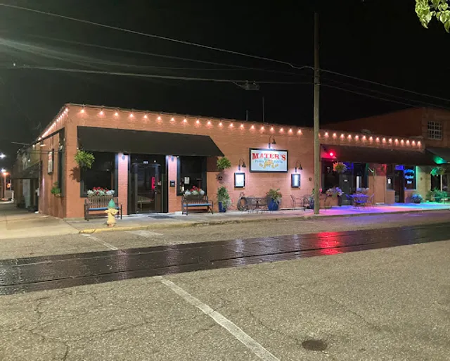 Mater's Pizza & Pasta Emporium