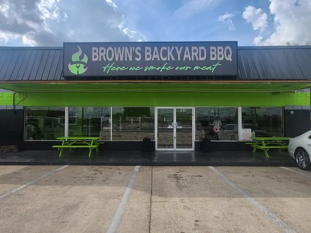 Brown's Backyard BBQ