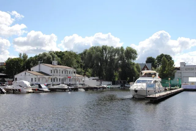 Yakht-Klub "Spartak"