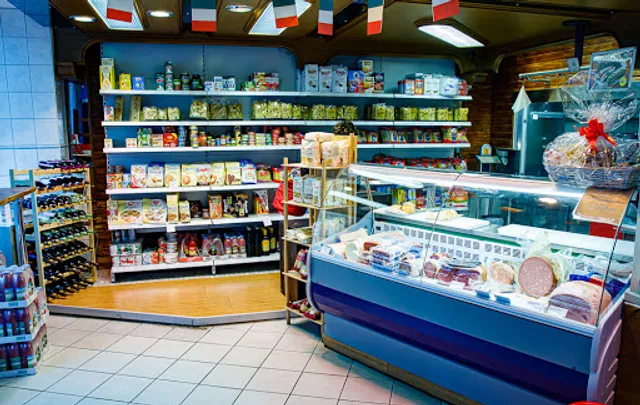 La Trinacria Feinkost