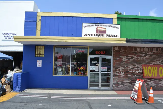 Guerrero's Treasures & Collectibles Antique Mall