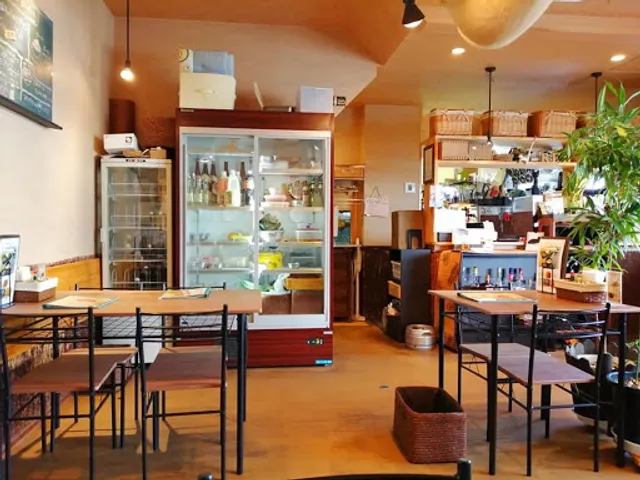 ぱすた屋REB(レブ)