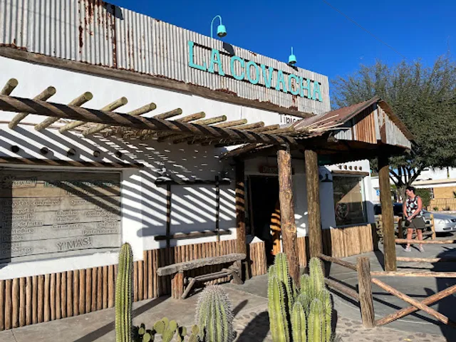 La Covacha Típicos & Arte