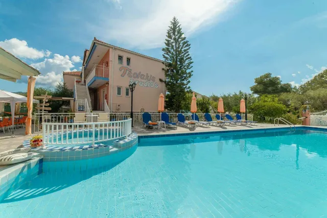 Tsolakis studios apartments