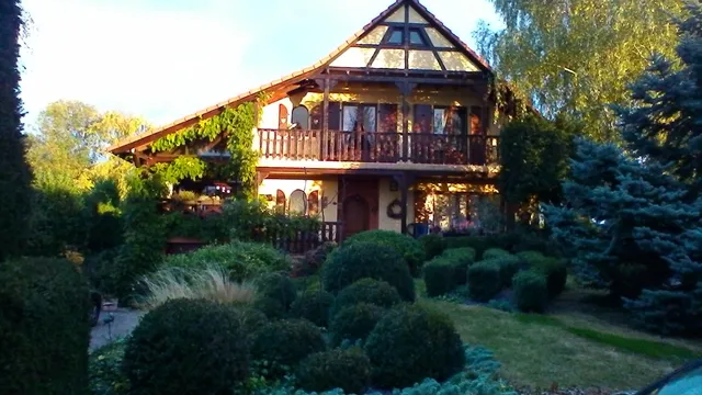 Chambres d'hôtes côté campagne et jardin