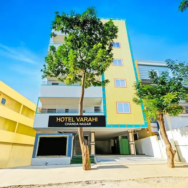 Hotel Vaarahi Chanda Nagar, Near Hitech City