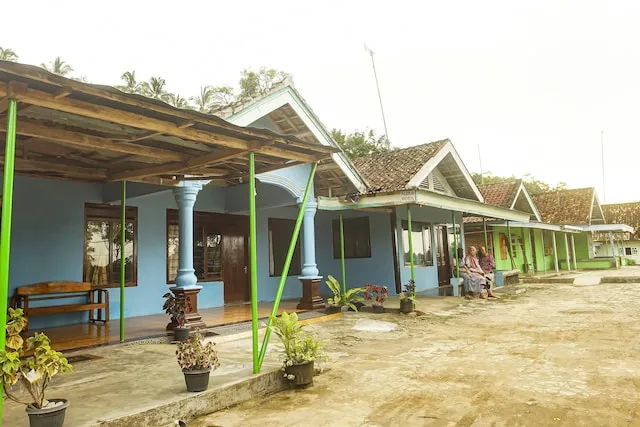 OYO Homes 91089 Desa Wisata Air Terjun Way Kalam Syariah