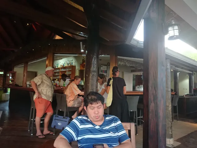 Victory Bar and Restaurant