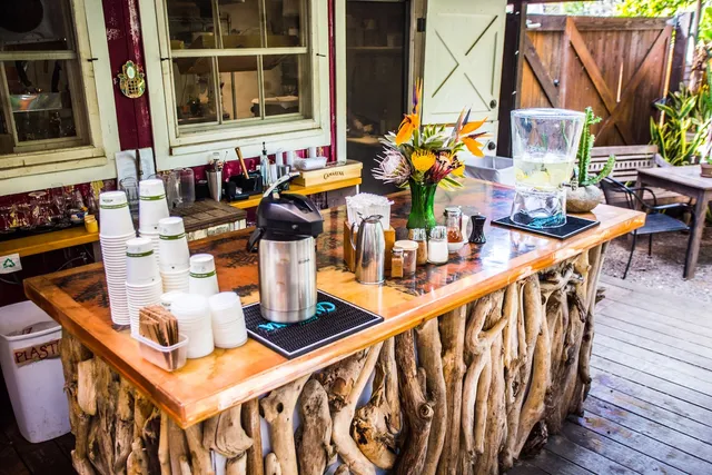 Paia Bay Coffee & Bar