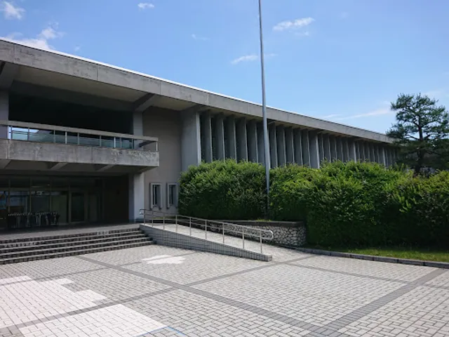 Toyamakenritsu Library