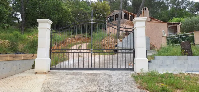 Chambre de Charme Var - Séjour romantique avec jacuzzi en Provence