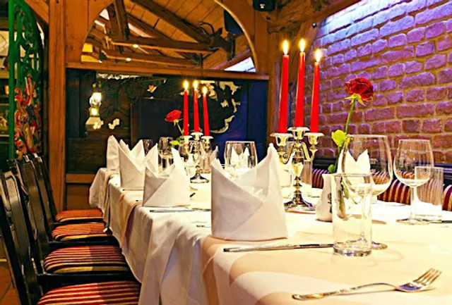 Kardos Restaurant & Catering